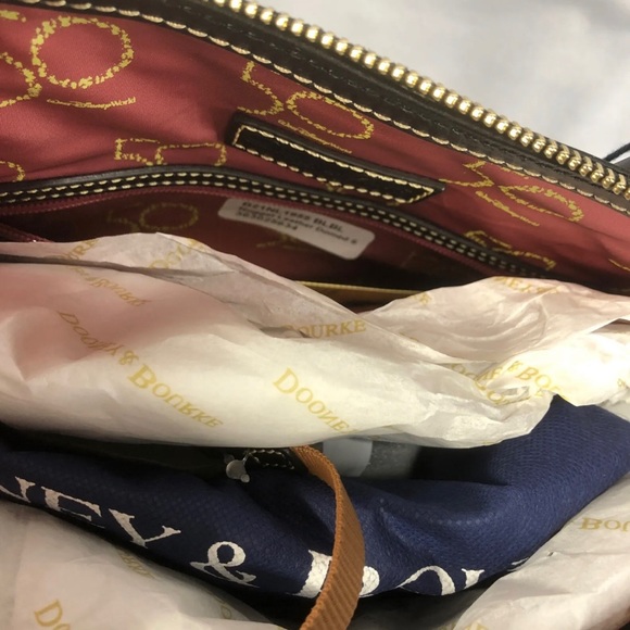 Dooney & Bourke Disney World 50th Anniversary Castle Dome Satchel Purse Bag - Picture 5 of 6